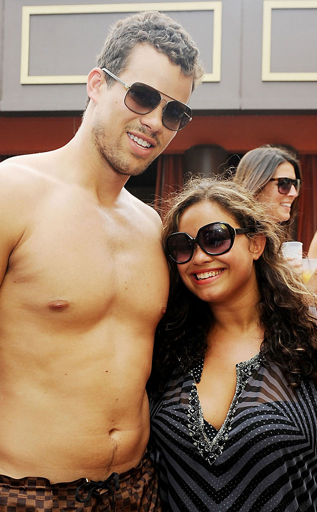 Kris Humphries, Kayla Humphries